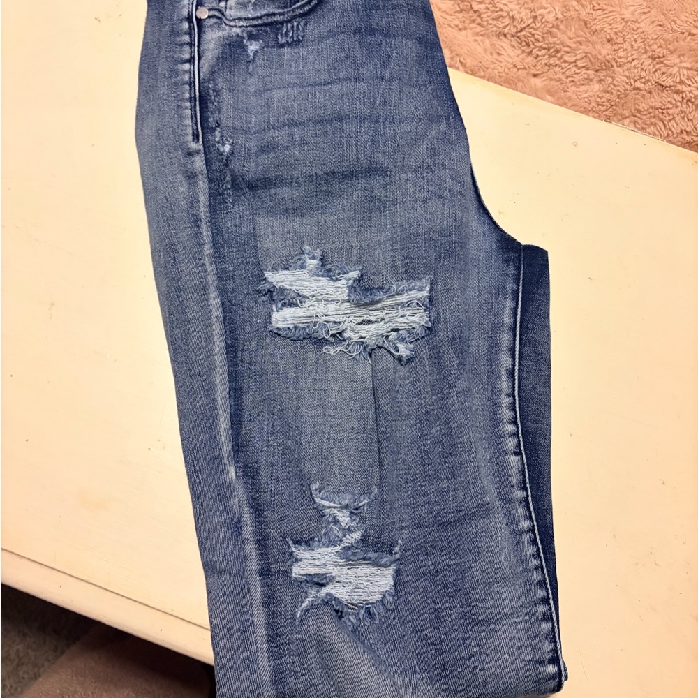 Judy Blue Women's Light Blue Distressed Boyfriend Jeans - Picture 3 of 3